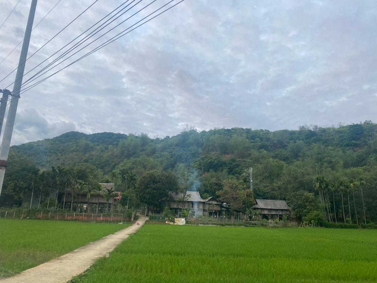 Truong Huy Homestay Mai Châu Extérieur photo