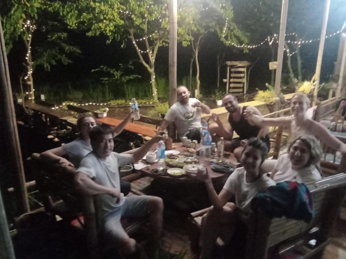 Truong Huy Homestay Mai Châu Extérieur photo