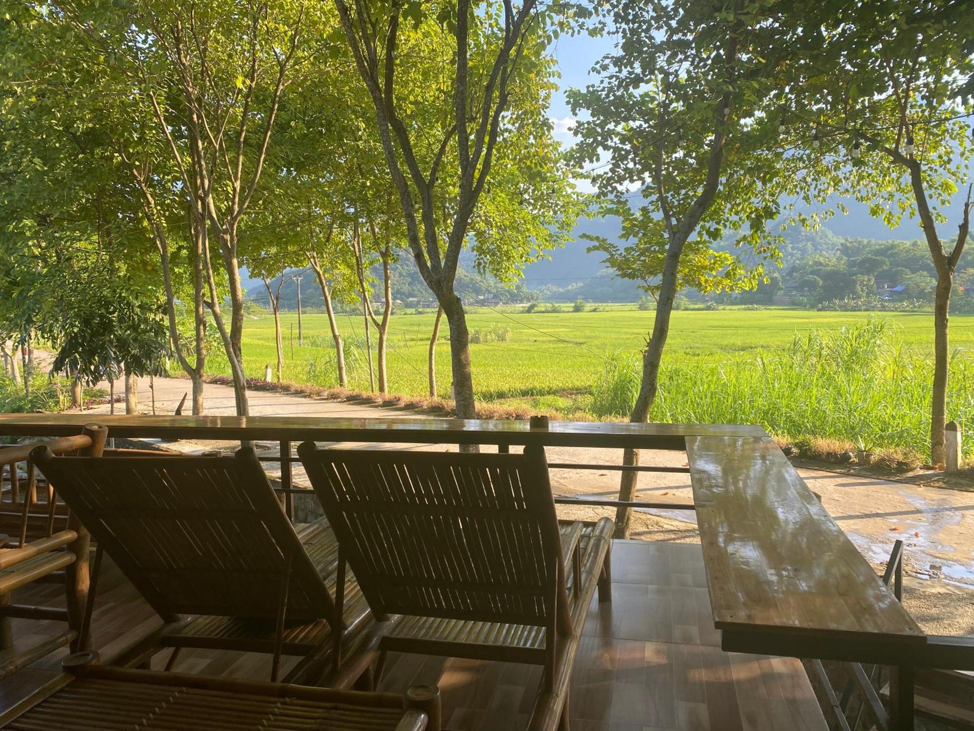 Truong Huy Homestay Mai Châu Extérieur photo