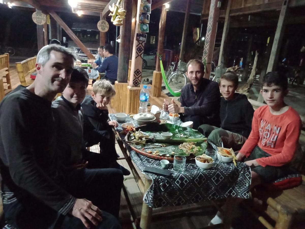 Truong Huy Homestay Mai Châu Extérieur photo
